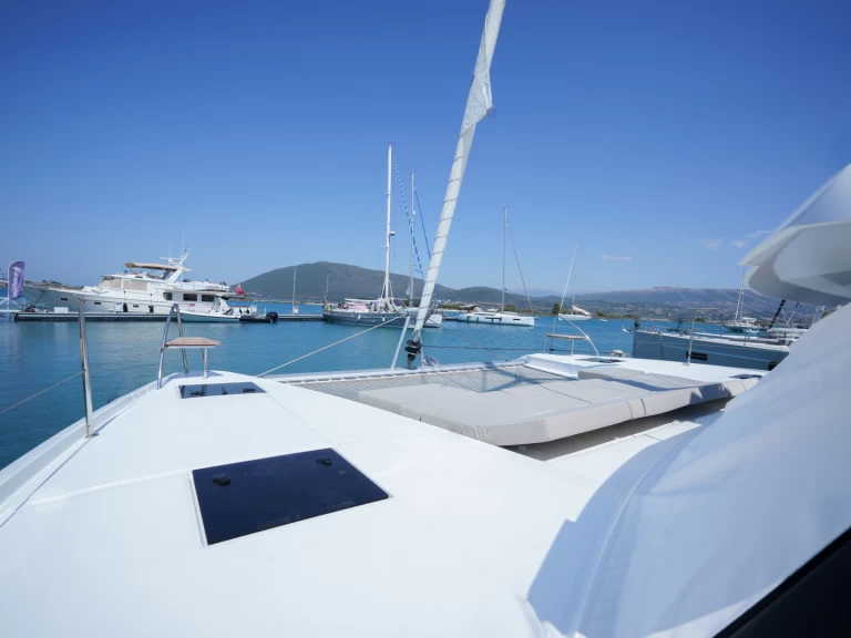 Verhuur Catamaran in Néa Péramos - Fountaine Pajot Astrea 42
