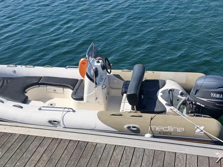 Huur een Zodiac Medline 550 in Larmor-Baden