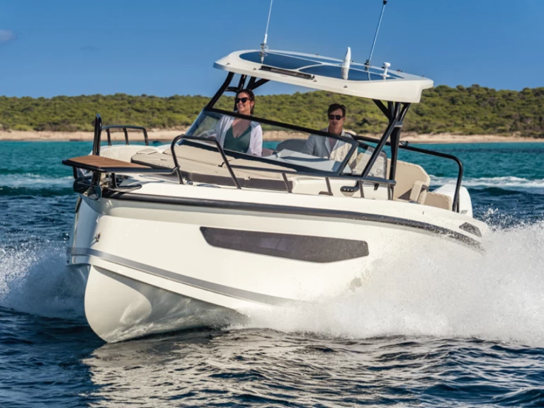 Verhuur Motorboot Navan met vaarbewijs