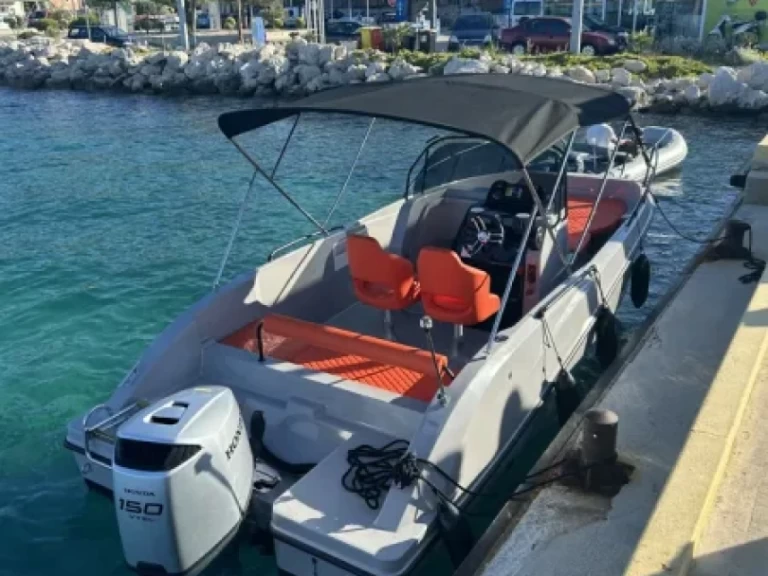 Verhuur Motorboot Quicksilver met vaarbewijs