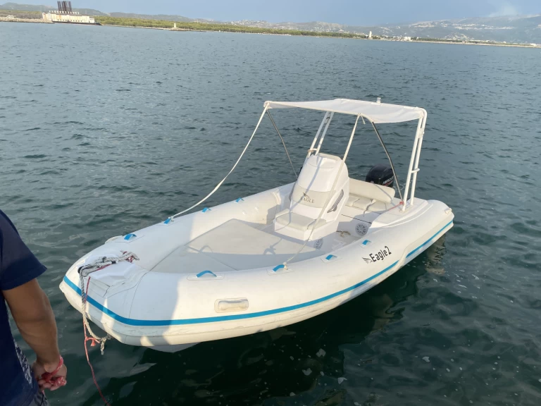 Eagle Eagle te huur van particulier of professional in Vlorë