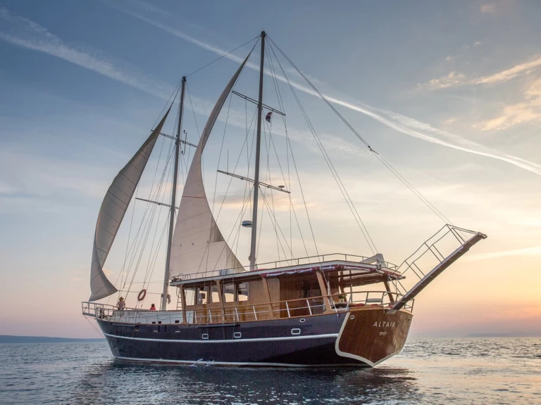 Huur Zeilboot met of zonder schipper Unknown in Split