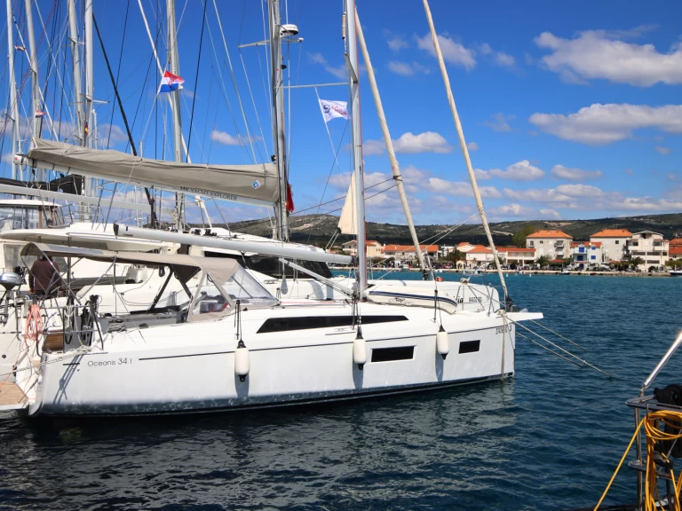 Verhuur Zeilboot Bénéteau met vaarbewijs