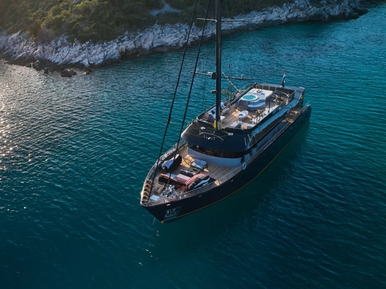 Bootverhuur Split goedkoop M/S Rara Avis