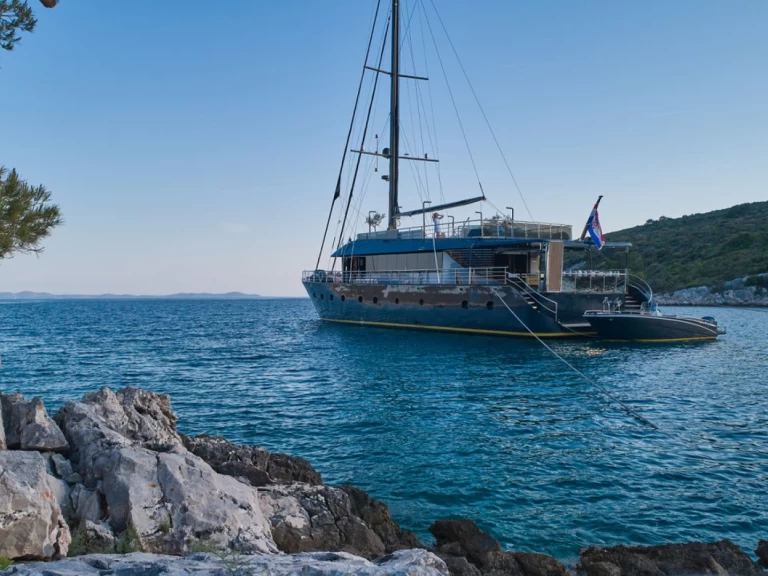 Verhuur Zeilboot in Split - Unknown M/S Rara Avis
