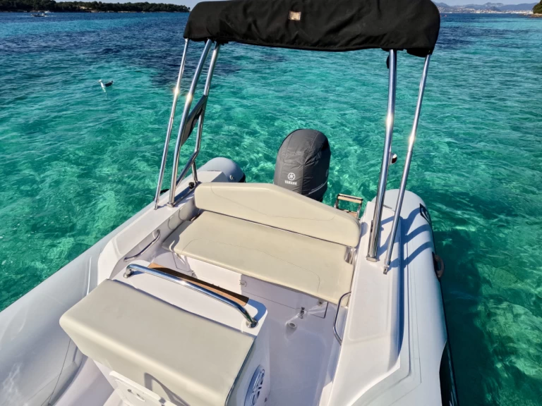 Bootverhuur Mandelieu-la-Napoule goedkoop Tempest 630