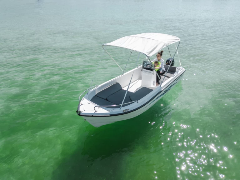 Huur een Poseidon 470 T in Sevrier