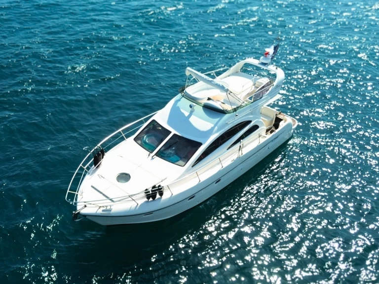 Verhuur Motorboot in Saint-Tropez - Intermare 42 Fly