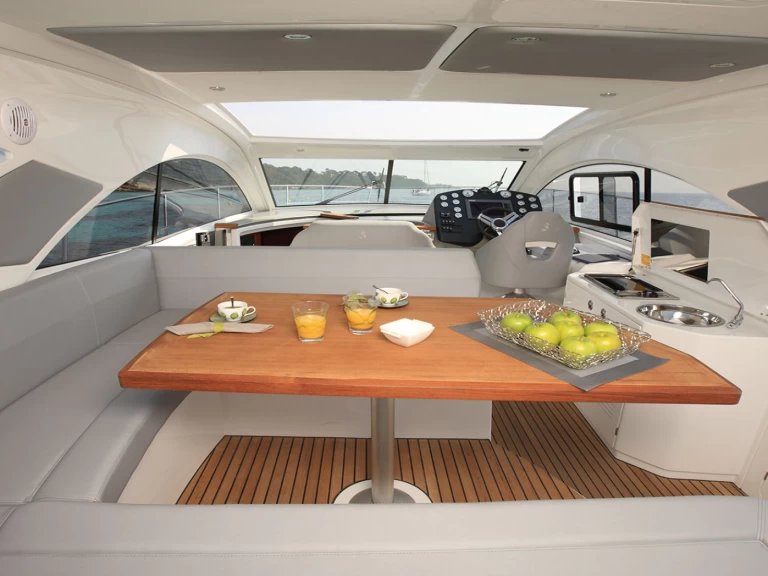 Huur Motorboot met of zonder schipper Bénéteau in Juan-les-Pins