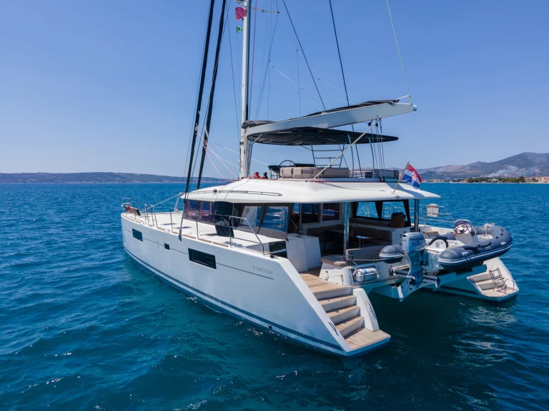 Catamaran te huur in Split voor de beste prijs
