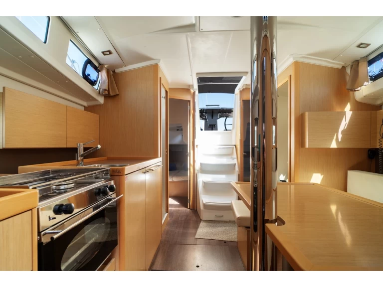 Jachthuur in Empuriabrava - Bénéteau Oceanis 38 via SamBoat