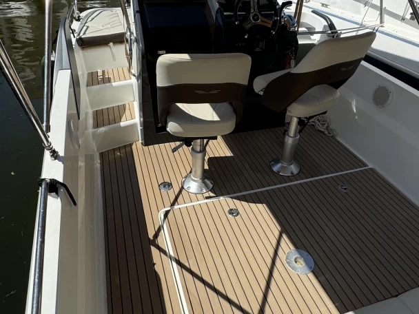 Huur een Bénéteau Flyer 6.6 SUNdeck in Mandelieu-la-Napoule