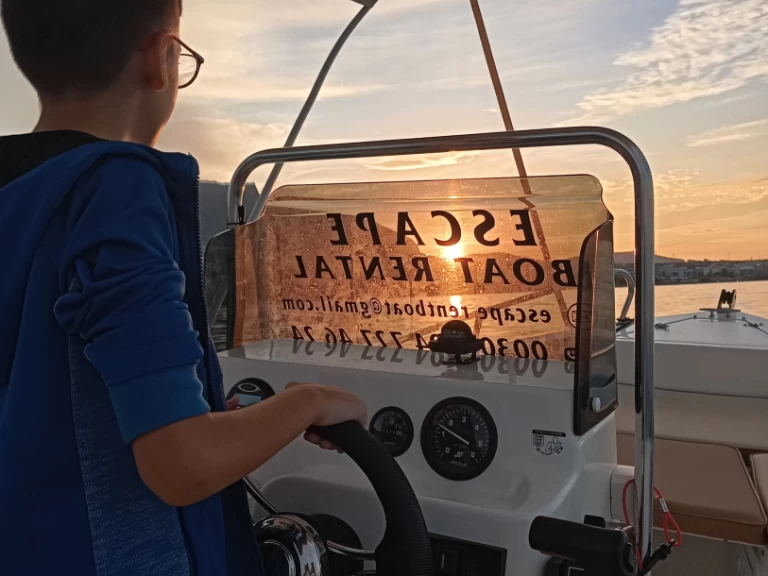 Thomas Tempest  te huur van particulier of professional in Chersonisos