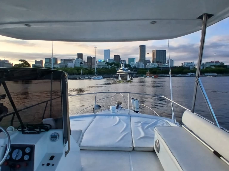 Verhuur Motorboot Capelli met vaarbewijs