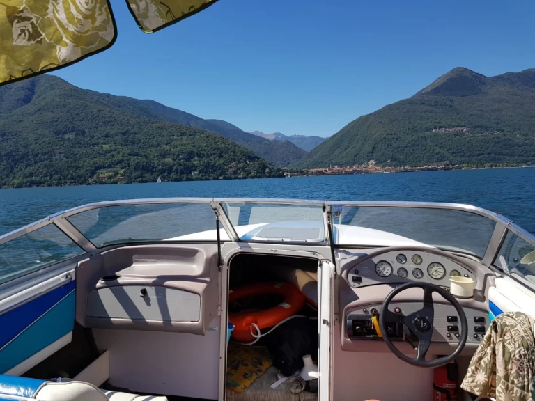 Verhuur Motorboot in Cannobio - Rinker Captiva 209