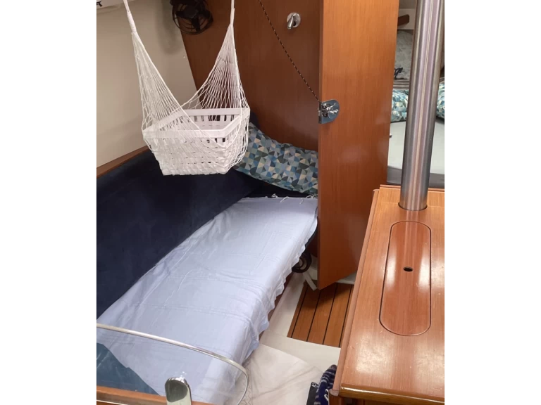 Verhuur Zeilboot Bénéteau met vaarbewijs