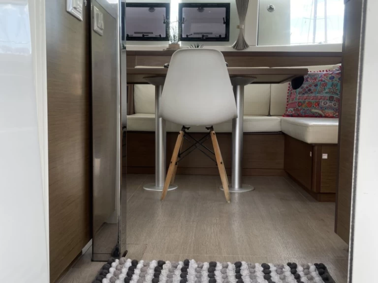 Catamaran te huur in Álimos voor de beste prijs