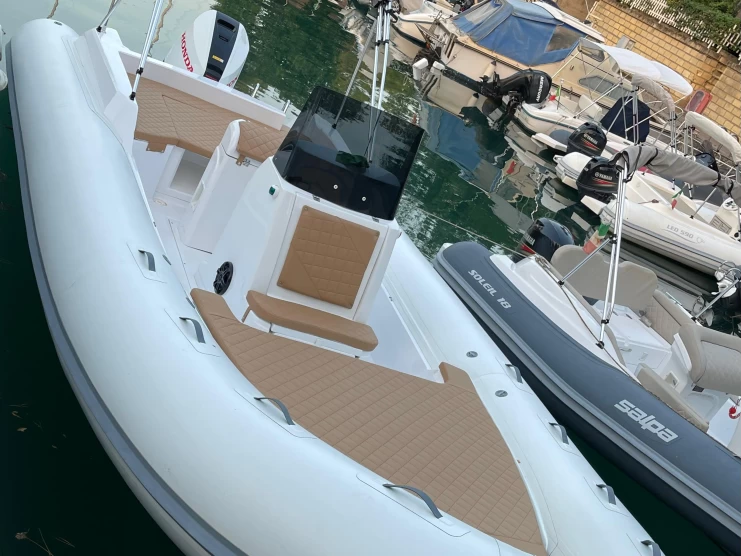 Huur RIB met of zonder schipper Gem in Catania