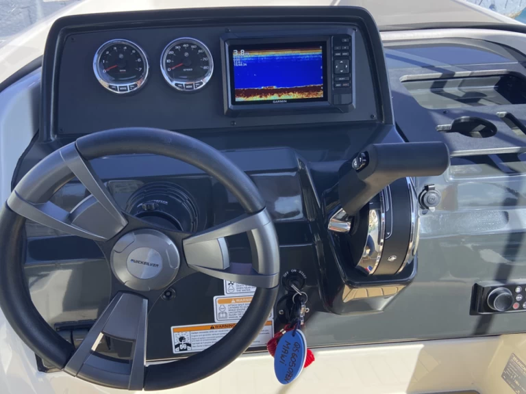 Quicksilver Activ 605 Open te huur van particulier of professional in Marina Greenwich