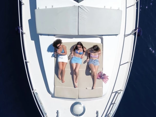 Jachthuur in Castellammare del Golfo - River Craft 45 Fly  via SamBoat