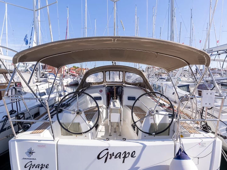 Verhuur Zeilboot Jeanneau met vaarbewijs