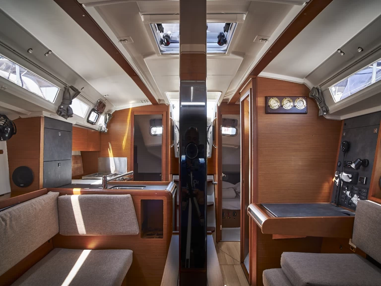 Zeilboot te huur in Biograd na Moru voor de beste prijs