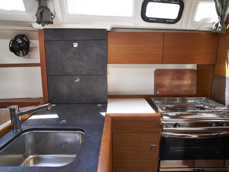 Jeanneau Sun Odyssey 349 te huur van particulier of professional in Biograd na Moru