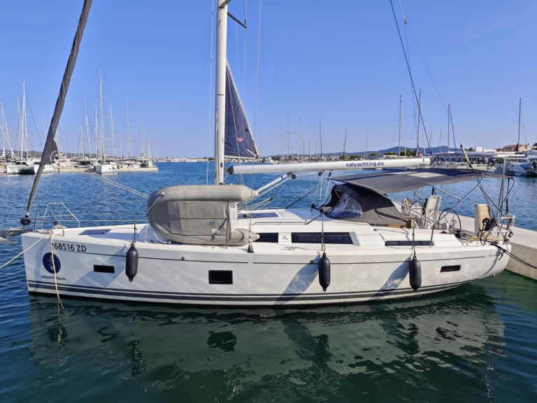 Verhuur Zeilboot Hanse met vaarbewijs
