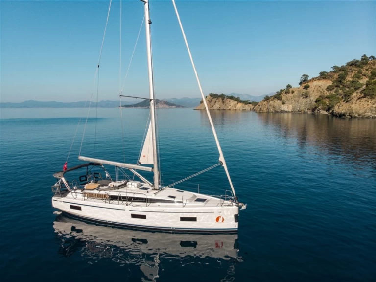 Bootverhuur Fethiye goedkoop Bavaria C42