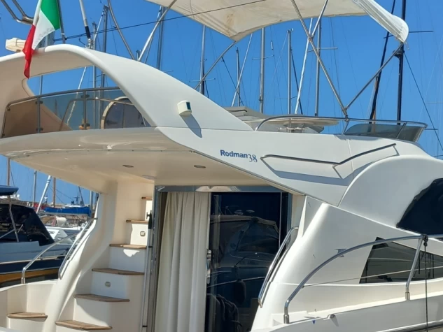 Jachthuur in Capri Port - Rodman Rodman 38 Fly via SamBoat