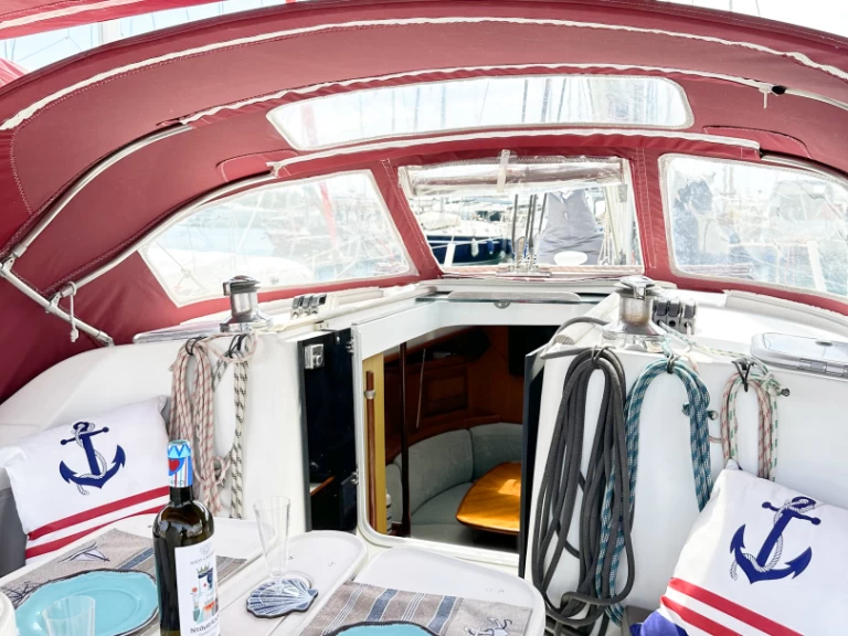 Bootverhuur Bénéteau Oceanis 393 Clipper in Athene via SamBoat