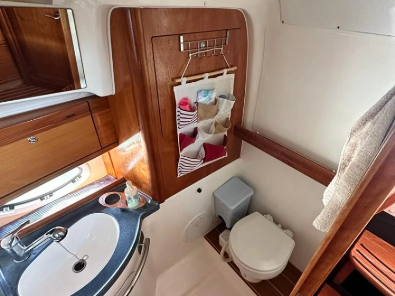 Verhuur Motorboot Bavaria met vaarbewijs