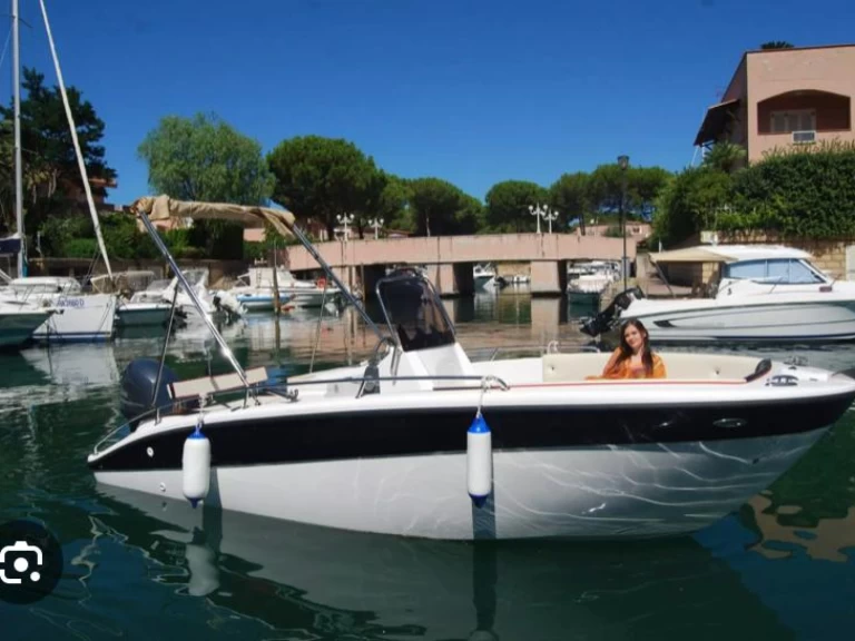 Huur Motorboot met of zonder schipper Orizzonti in Follonica