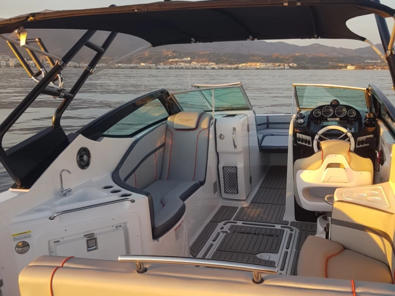 Huur een Fibrafort 272 GTO FX in Port d'Alcudia