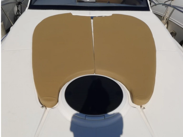 Huur een Moa Platinum 32 in Marbella