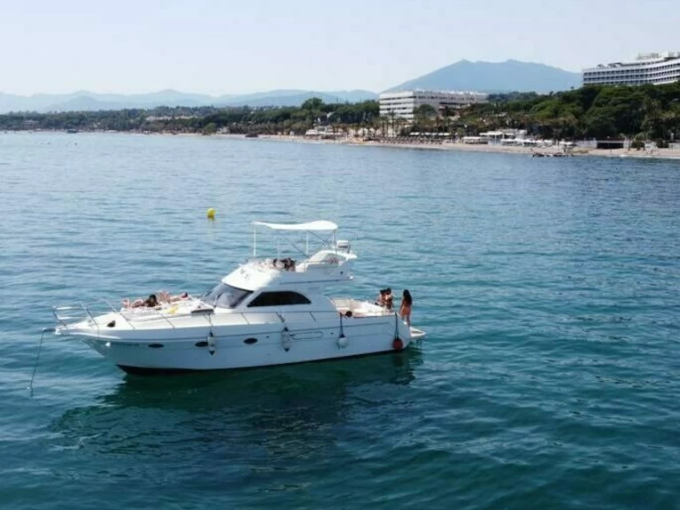 Bootverhuur Marbella goedkoop 12,75