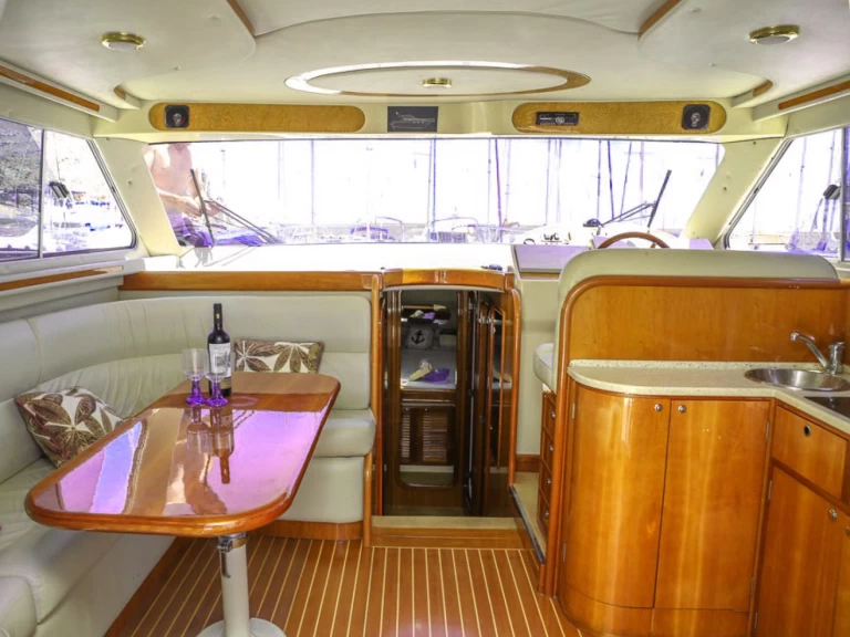 Motorboot te huur in Marbella voor de beste prijs