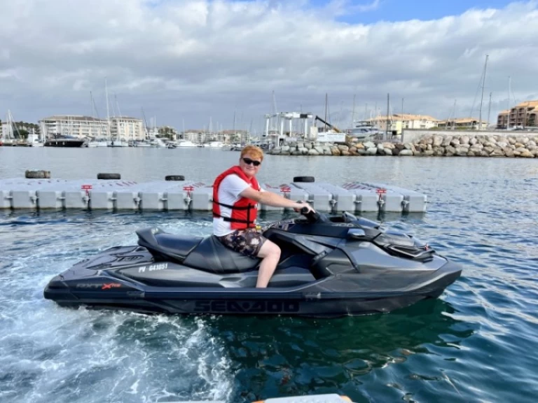 Verhuur Jet Ski Sea-Doo met vaarbewijs