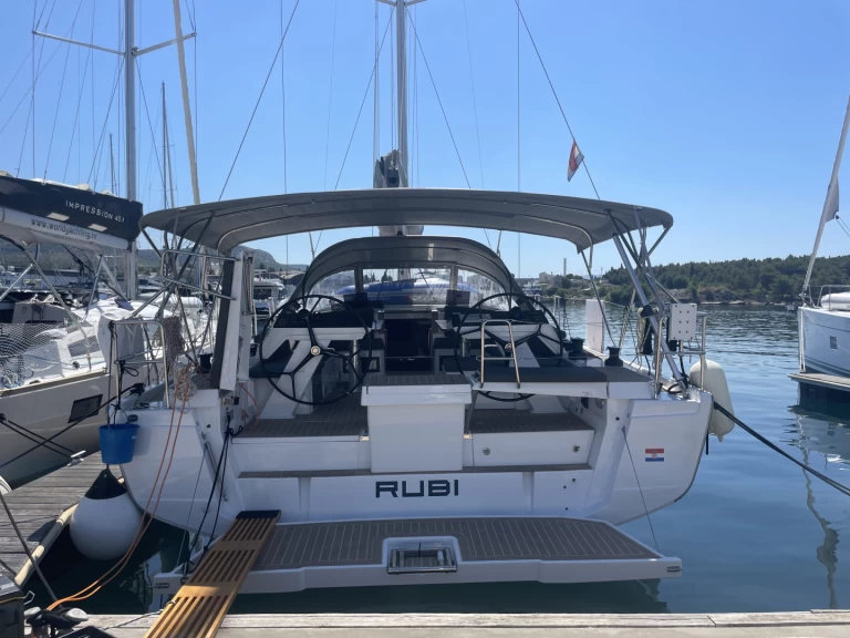 Huur Zeilboot met of zonder schipper Hanse in Šibenik