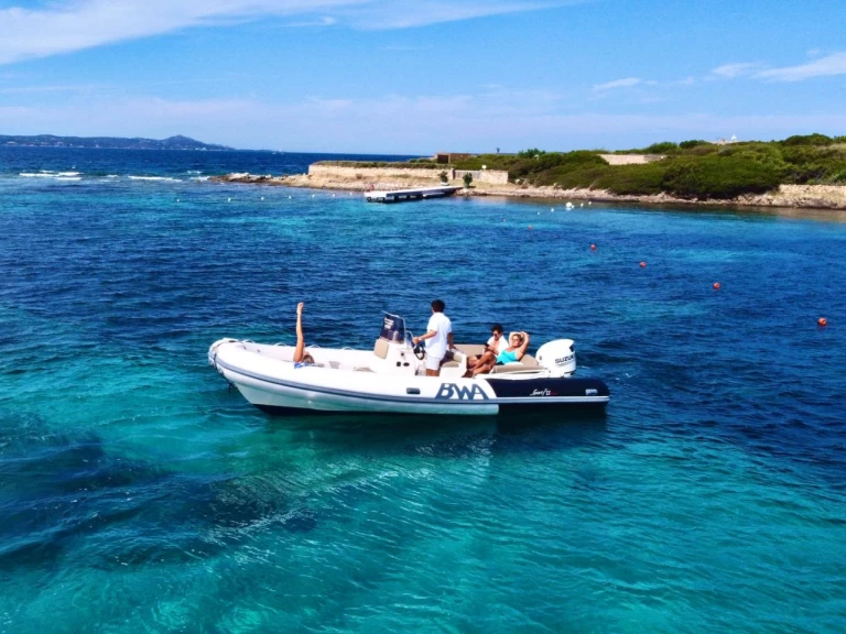 Huur een Bwa Sport 22 in Porto Rotondo