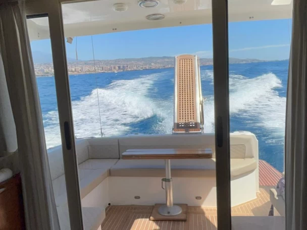 Bootverhuur Taormina goedkoop Azimut 37 Fly