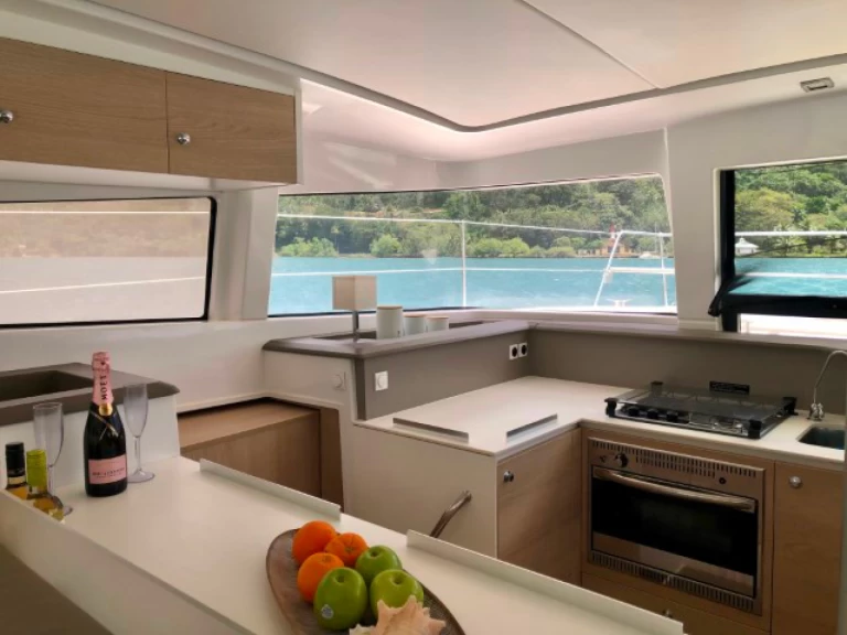 Verhuur Catamaran in Piombino - Bali Bali 4.1