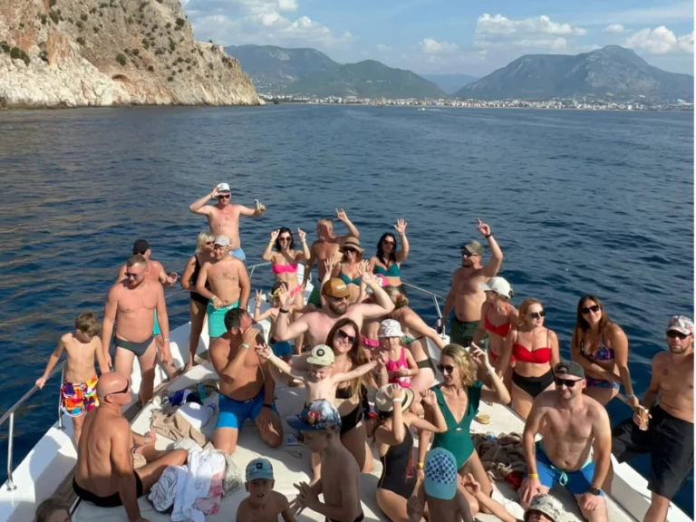 Vip costom made te huur van particulier of professional in Alanya