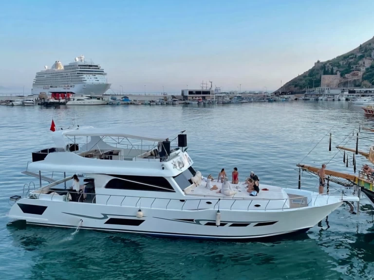 Huur Jacht met of zonder schipper Vip in Alanya