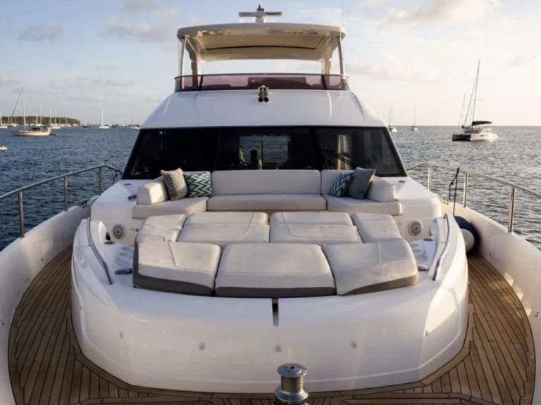 Huur een Princess, UK SORANA II in Le Marin