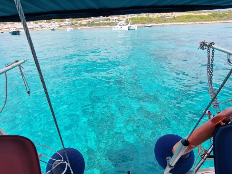 Bootverhuur Bavaria Bavaria 42 Cruiser in Mahon Port via SamBoat