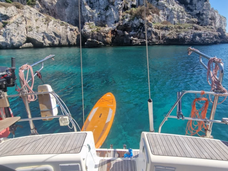 Jachthuur in Mahon Port - Bavaria Bavaria 42 Cruiser via SamBoat