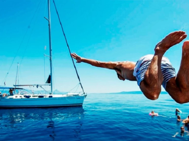 Huur Zeilboot met of zonder schipper Bénéteau in Mahón