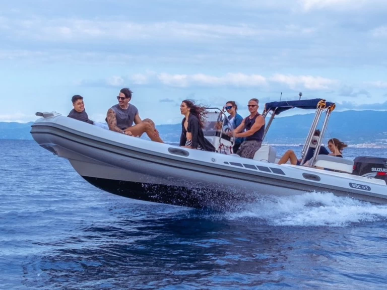 RIB te huur in Milazzo voor de beste prijs