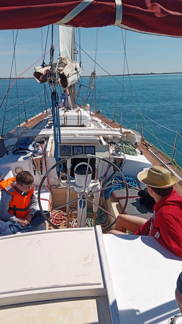 Huur Zeilboot met of zonder schipper Kit Marine in Port-Camargue